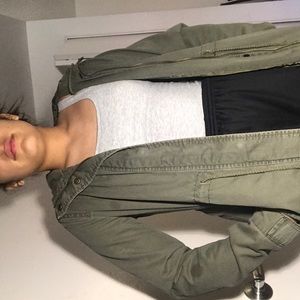 Cute army green jacket!